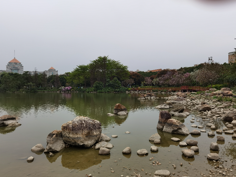 人民公园配图2.jpg