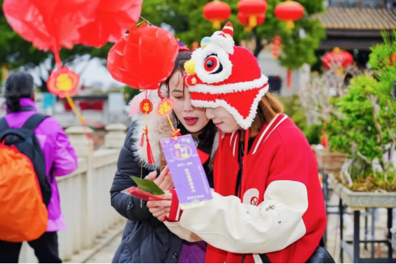 永利澳门博物馆“龙行龘龘 潮集花博”元宵游园活动287.png