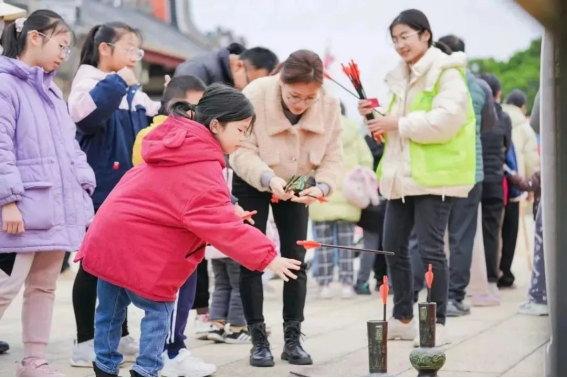 永利澳门博物馆“龙行龘龘 潮集花博”元宵游园活动289.png