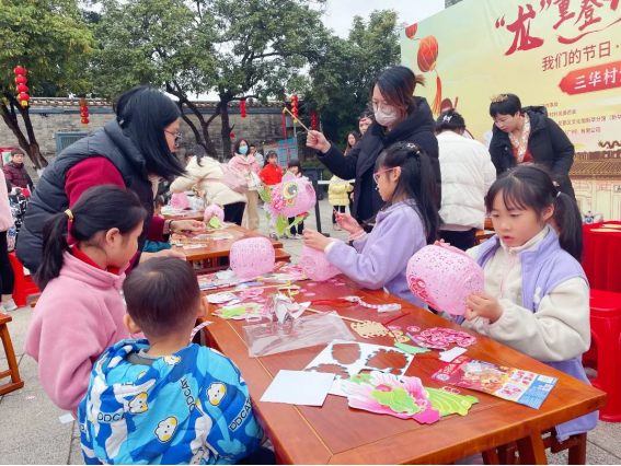 永利澳门博物馆“龙行龘龘 潮集花博”元宵游园活动293.png