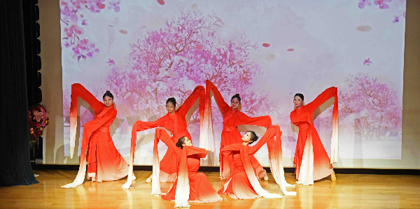 永利澳门举办纪念“三八”国际妇女节115周年主题活动    唱响巾帼“好声音”致敬志愿“她力量”