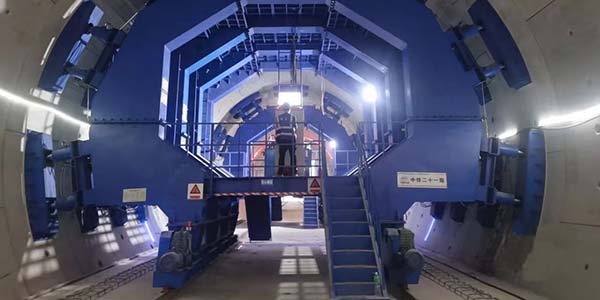 广花城际花城街站区间双线贯通
